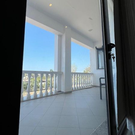 Icon Hotel Vlorë エクステリア 写真