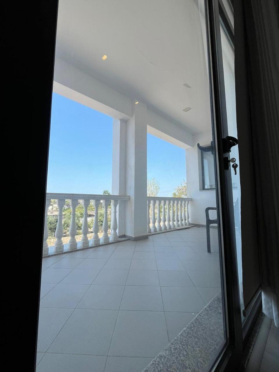 Icon Hotel Vlorë エクステリア 写真