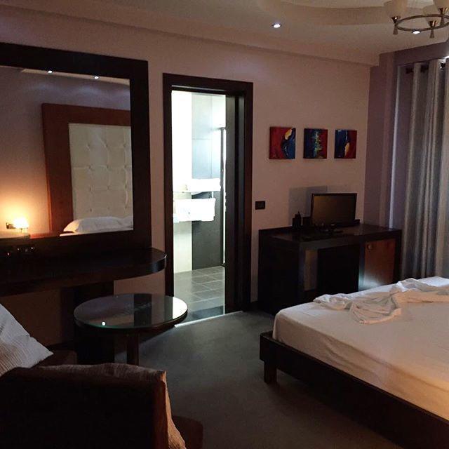 Icon Hotel Vlorë エクステリア 写真