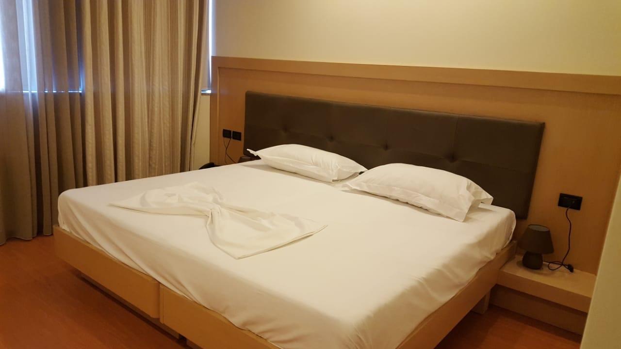Icon Hotel Vlorë エクステリア 写真