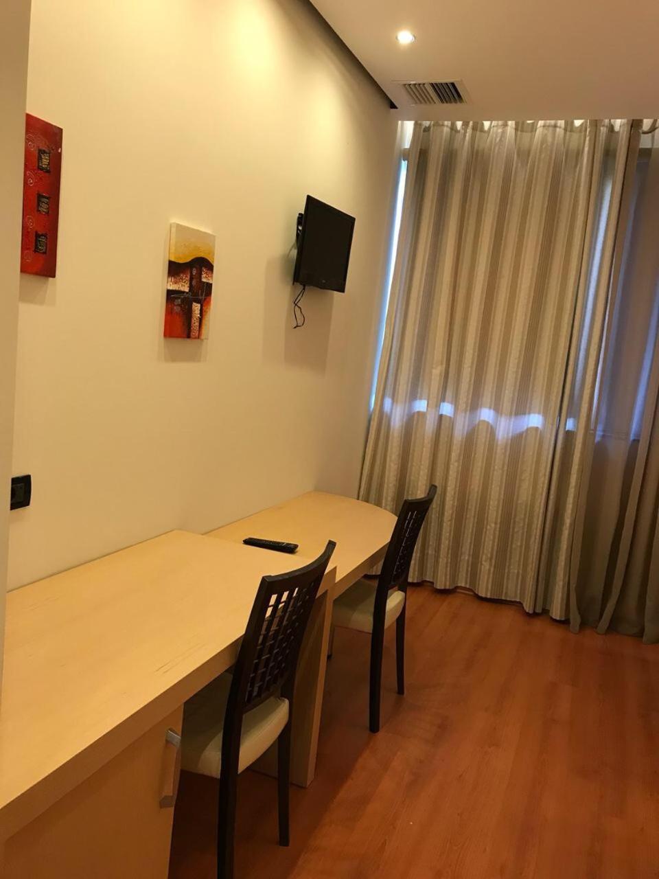 Icon Hotel Vlorë エクステリア 写真